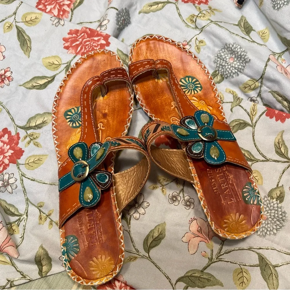 L’artiste Santorini Slide Wedge Sandal